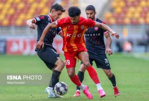 فولادی‌ها در فکر صعود، ذوب‌آهنی‌ها در فکر نجات