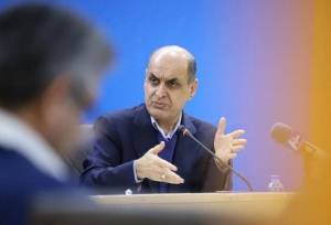 استاندار گیلان: استان‌های شمالی ۴۰ درصد تولید مرغ کشور را بر عهده دارند