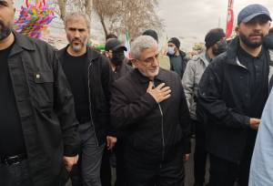 حضور سردار قاآنی در راهپیمایی ۲۲ بهمن