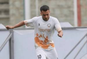 برد ارزشمند شهرداری بندرعباس مقابل شهر آرکا البرز