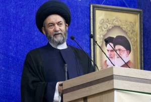 امام جمعه اردبیل: توهین به مقدسات حضور مردم در مساجد و راه‍پیمایی‌ها را بیشتر کرد