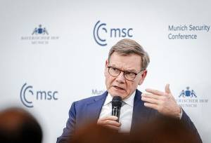 آلمان: اروپا در کنار اوکراین ایستاده است