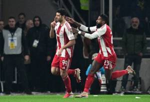 پاداش میلیون یورویی در انتظار طارمی!