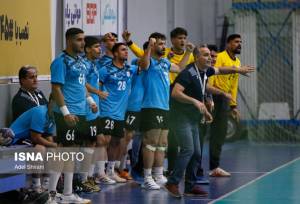 سرمربی تیم هندبال استقلال: مشکلاتی که در بازی داشتیم به‌دلیل وقفه طولانی‌مدت لیگ بود