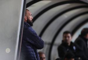 تلاش پزشکان استقلال برای رساندن کاپیتان به بازی با الحسین