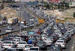 ترافیک در آزادراه تهران-کرج -قزوین سنگین است