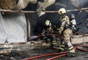 آتش‌نشانی:جانمایی غیر اصولی مواد آتش‌زا عامل وقوع حریق در نسیم‌شهر بود
