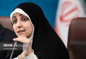 بهروز آذر: توسعه سرمایه‌گذاری، مسیر بهبود معیشت مردم است