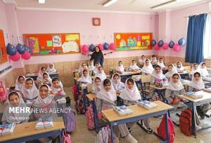 مجموع تعطیلی‌ها و آموزش غیرحضوری دانش‌آموزان تهرانی امسال چقدر بود؟