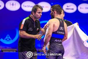 رنگرز: اطلاعی درباره لغو پرواز به ما نداده بودند/ صبح فردا عازم آلبانی می‌شویم