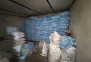 شناسایی انبارهای متخلف در قم و توقیف کالاهای قاچاق در گشت مشترک بازرسی