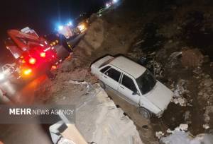 نجات یک خانواده ۴ نفره از داخل کال در مشهد