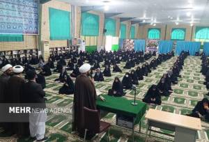 استقبال دانش‌آموزان دلگانی از مسابقات قرآن، عترت و نماز