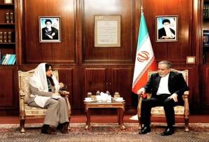 دیدار وزیر مشاور در وزارت امور خارجه امارات با وزیر امور خارجه