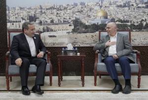 ارائه گزارش رئیس شورای رهبری حماس از اجرای توافق آتش‌بس غزه به عراقچی