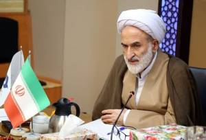 یوسفی: کاهش قدرت خرید مردم نتیجه سیاست‌های نادرست ارزی است