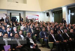 تصاویری از نشست اعضای نهضت توسعه عدالت آموزشی لرستان با پزشکیان