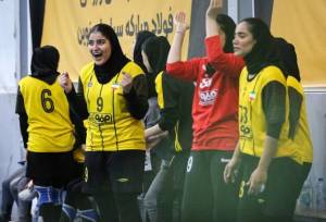 تساوی بدموقع سنگ آهن در لیگ برتر هندبال زنان/ سپاهان صدرنشین شد 