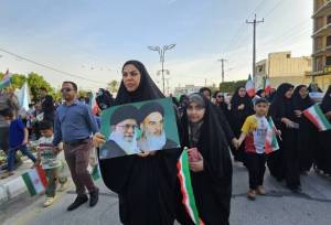 فرماندار دیر: حضور مردم پاسخی روشن به تهدیدها است