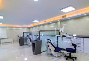 شناسایی و پلمب کلینیک دندانپزشکی غیرمجاز در نارمک