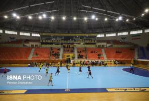 مربی تیم هندبال سنگ‌آهن بافق: با تمرینات نیم‌فصل، پیروزی مقابل سایپا دست‌یافتنی شد