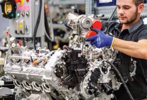 چرا حجم موتورها کم شد؟