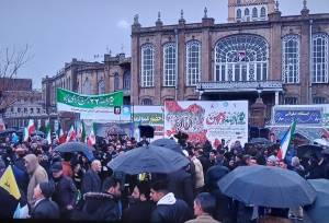 تبریز در ۲۲ بهمن؛ نمایش اقتدار و همبستگی مردم در هوای بارانی