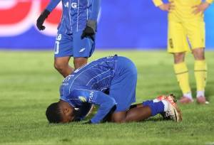 رسانه فرانسوی زبان: نازون استقلال را به رده دوم رساند