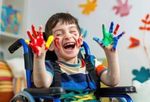 تحقق عدالت فرهنگی برای کودکان دارای نیازهای ویژه در «مرکز سیار کانون پرورش فکری»