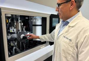 تولید پلاستیکی رسانا با عملکرد الکتریکی مشابه بافت انسانی