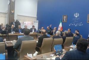 تفویض اختیار استانداران در حد حرف!