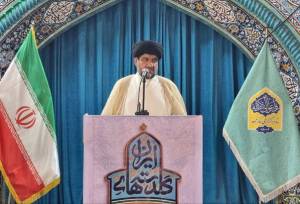 امام جمعه گناوه: حضور حماسی مردم وظیفه مسئولان را سنگین‌تر کرد