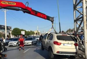 دو مصدوم بر اثر سانحه خودرویی در بلوار ساحلی بندرعباس