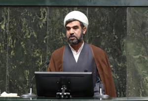 نماینده مشهد سخنان منتسب به خود درباره صدور مجوز فعالیت در پلتفرم‌های خارجی را تکذیب کرد