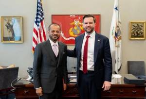 وزیر خارجه عمان: «دی ونس» را در جریان جزئیات مذاکرات قرار دادم