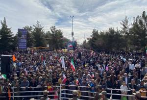 فصل مقاومت به روایت مردم کرمان؛ شور حضور در سالگرد پیروزی انقلاب