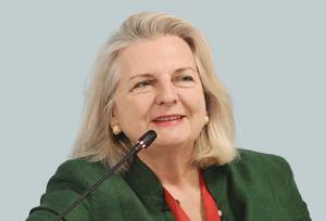 رسانه‌های اروپایی با «بازی جنگ» دنبال انحراف افکار عمومی هستند