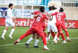 مدافع تیم ملی فرصت دوئل بزرگ را از دست داد