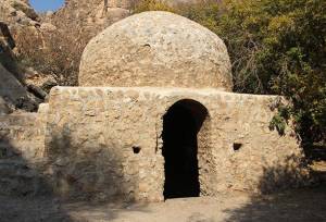 خط قرمزِ آتشکده ساسانی شکسته شد