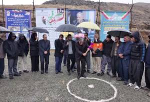 فرماندار سنندج: توسعه فضاهای ورزشی روستایی نقش مهمی در سلامت و نشاط اجتماعی دارد