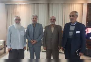 خانواده شهدا الگوی بی نظیری برای ملت هستند