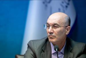 آقاعلیخانی: فرآیند صدور پروانه بر اساس محصول نهایی انجام می‌شود