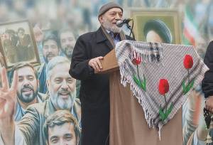 لاریجانی: پیشرفت ایران در گروی قطع وابستگی به بیگانگان است