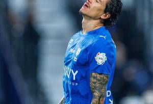 الهلال مهاجم سابق لیورپول را کنار گذاشت/ تمدید قرارداد کولیبالی