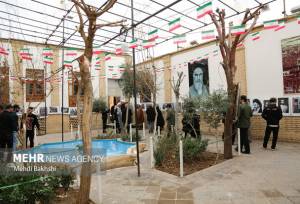 روایتی از خیابانی در قم که روزنامه فیگارو آن را قلب تپنده انقلاب نامید