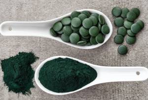 قرص اسپیرولینا چیست و موقع خرید به چه نکاتی باید توجه کرد؟