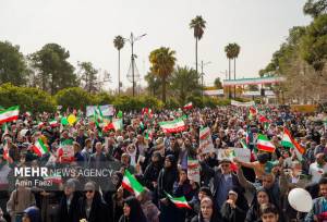 قدردانی نماینده ولی‌فقیه در فارس از حماسه‌آفرینی مردم در ۲۲ بهمن