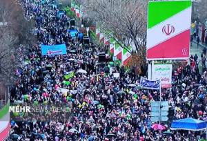 تجدید پیمان مردم تبریز با آرمان های انقلاب