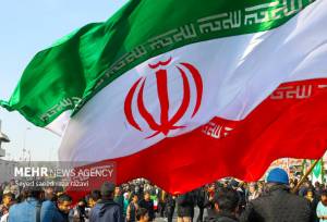 راهپیمایی ۲۲ بهمن آغاز شد؛ پاسداشت ۴۷ سال ایستادگی و اقتدار