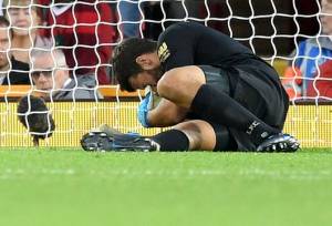 تیغ انتقاد به طرف بکر!